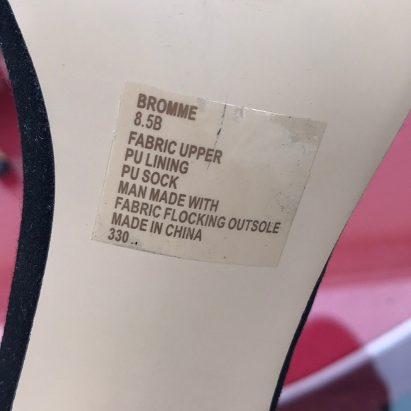 Betsy Johnson Flower Heels - Picture 7 of 7